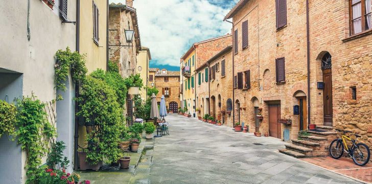 italian-town-one-euro-hero