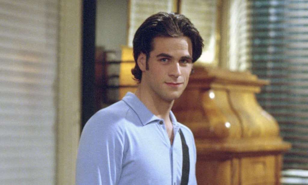 Eddie Cahill