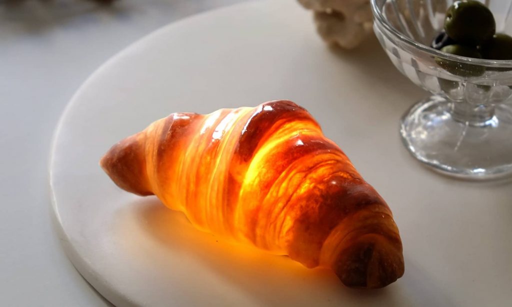 croissant-lamp-pampshade