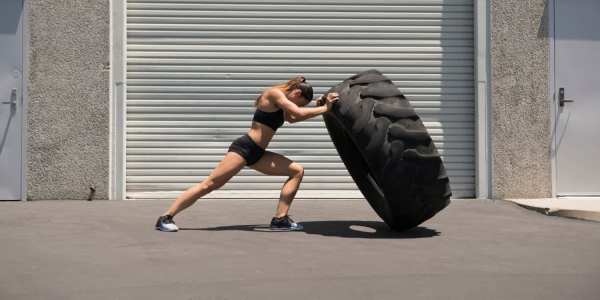 women strength training benefits