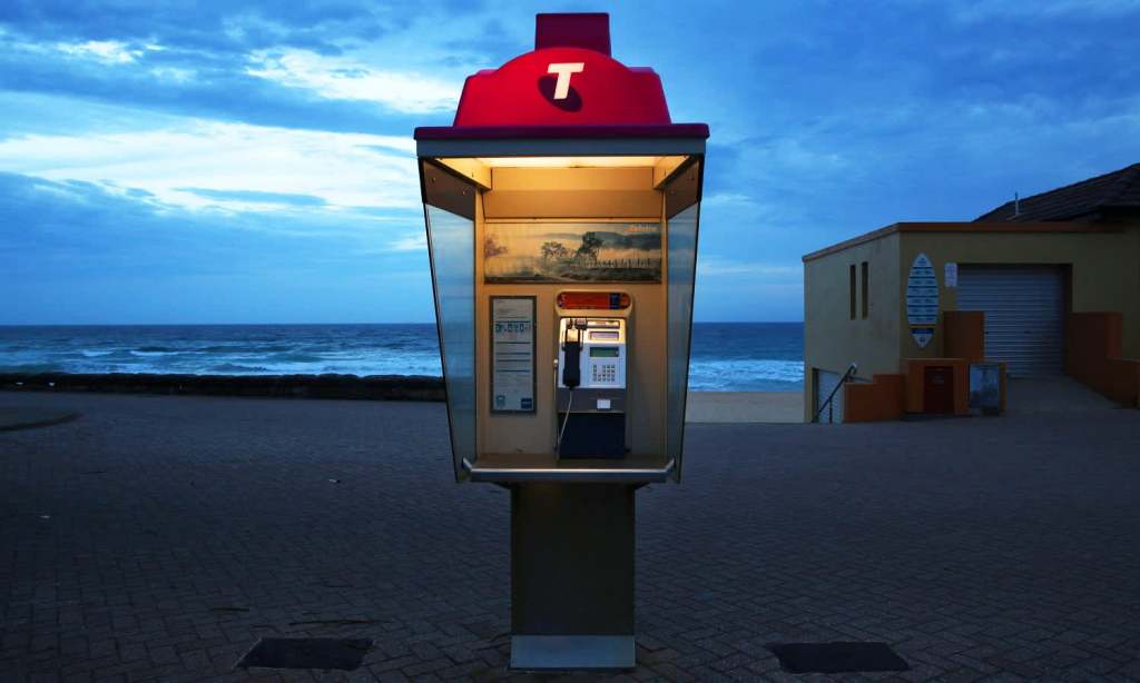 payphones free australia