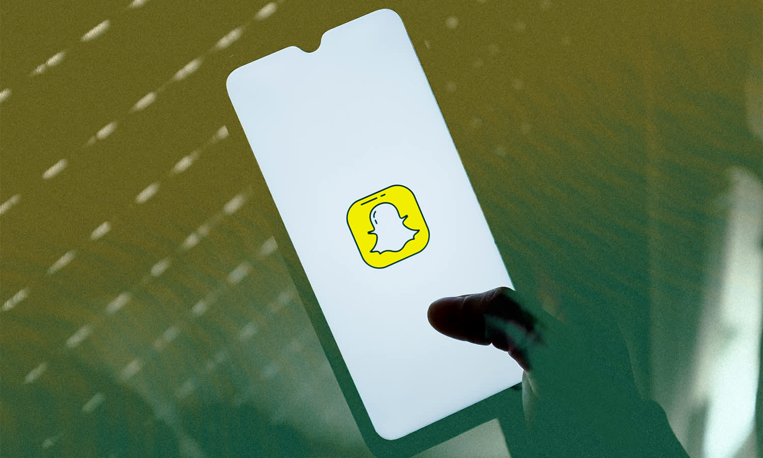 Snapchat Will Now Let You See Just What Your Kids Are Up to Online ...