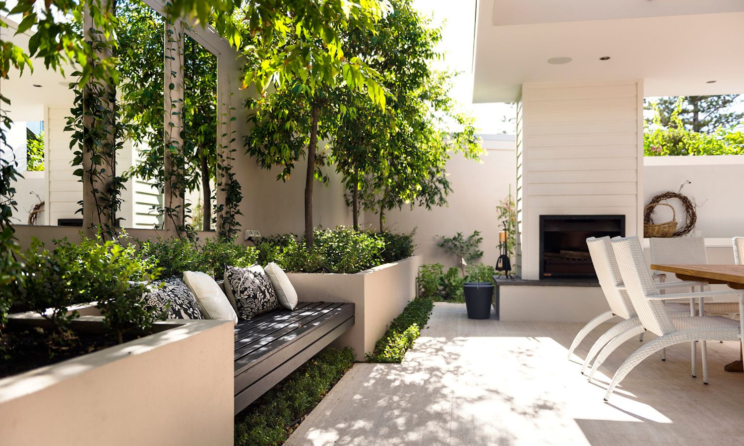 Covered outdoor terrace
