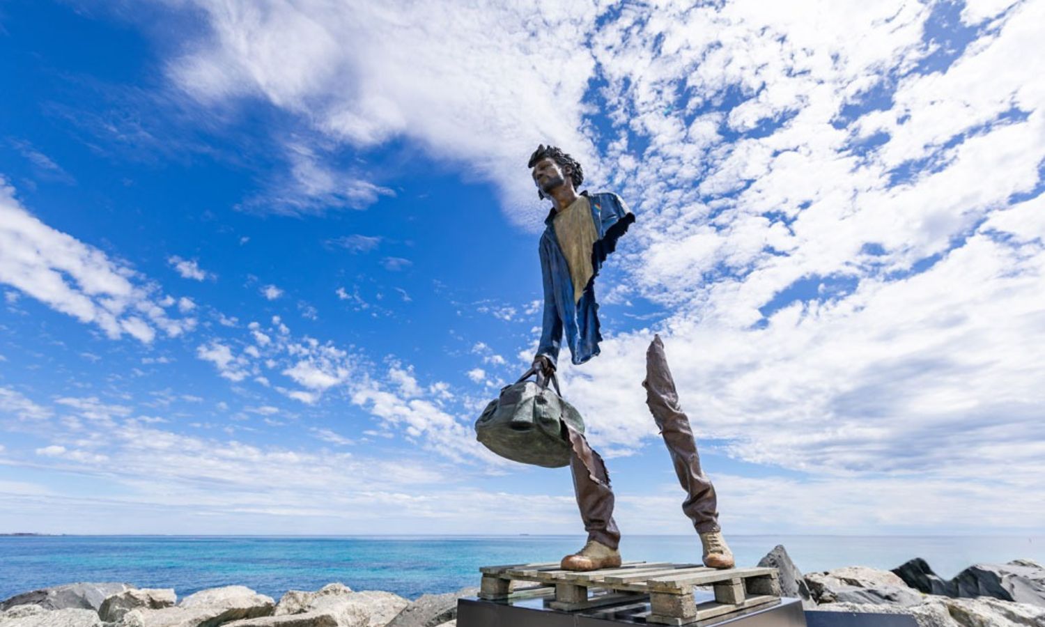 Bruno Catalano, ‘Benoit’, Sculpture by the Sea, Cottesloe 2023. Photo Michael Goh