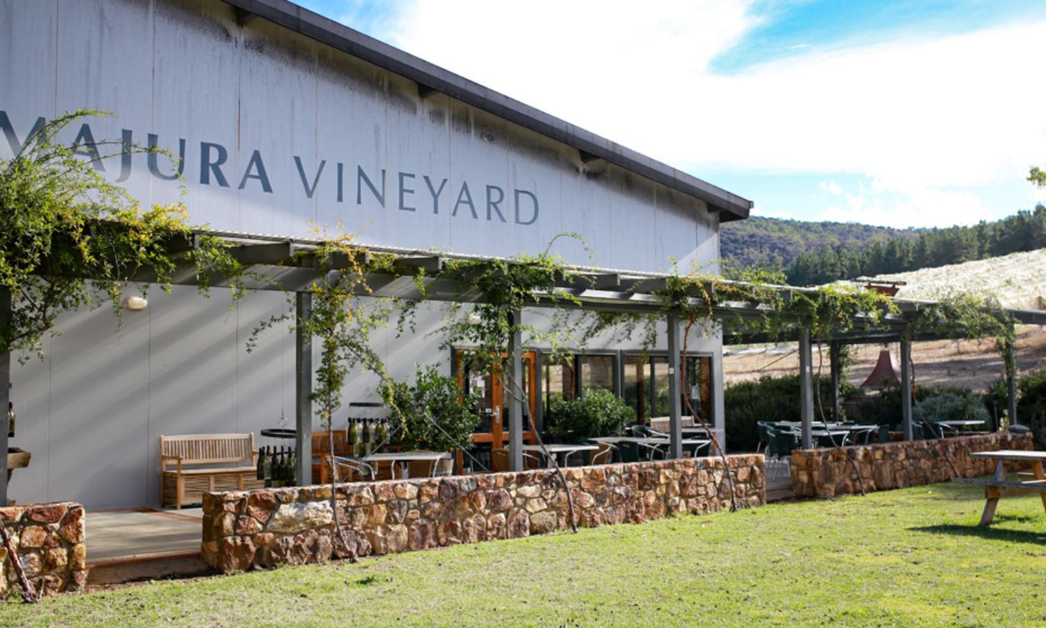 best wineries canberra 