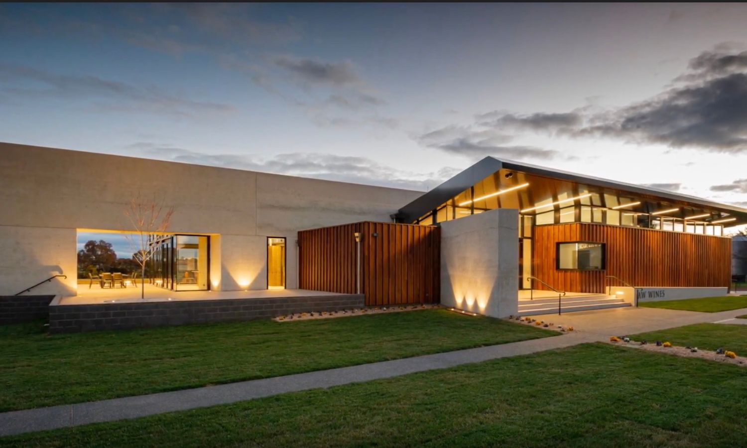 best wineries canberra
