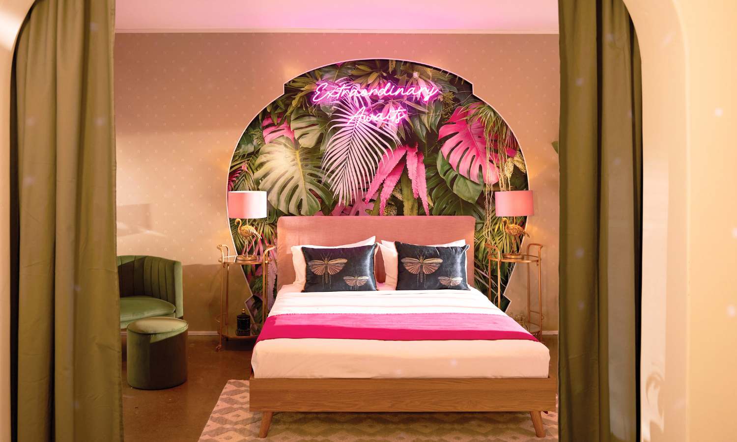 the pink hotel coolangatta