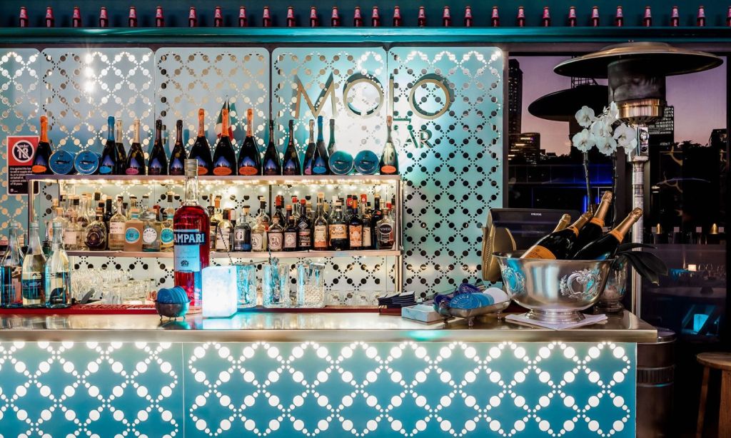 Molo Bar