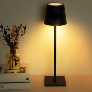 Cordless table lamp