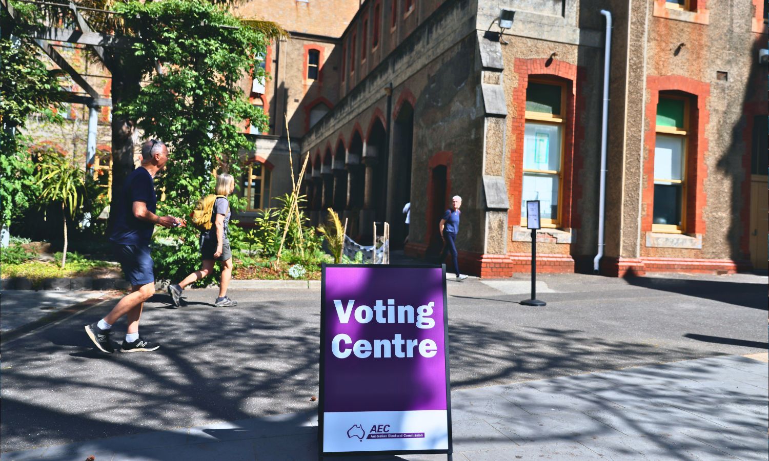 An image showing early vote centres open in Australia for the inidgenous voice to parliament referendum.