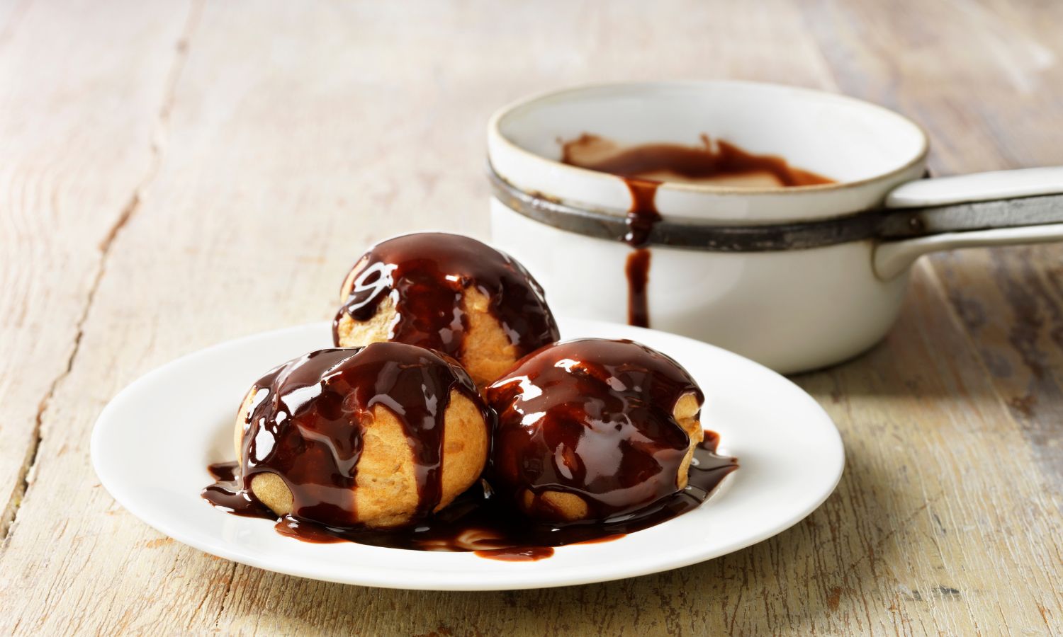 guide to French pastries Profiterole