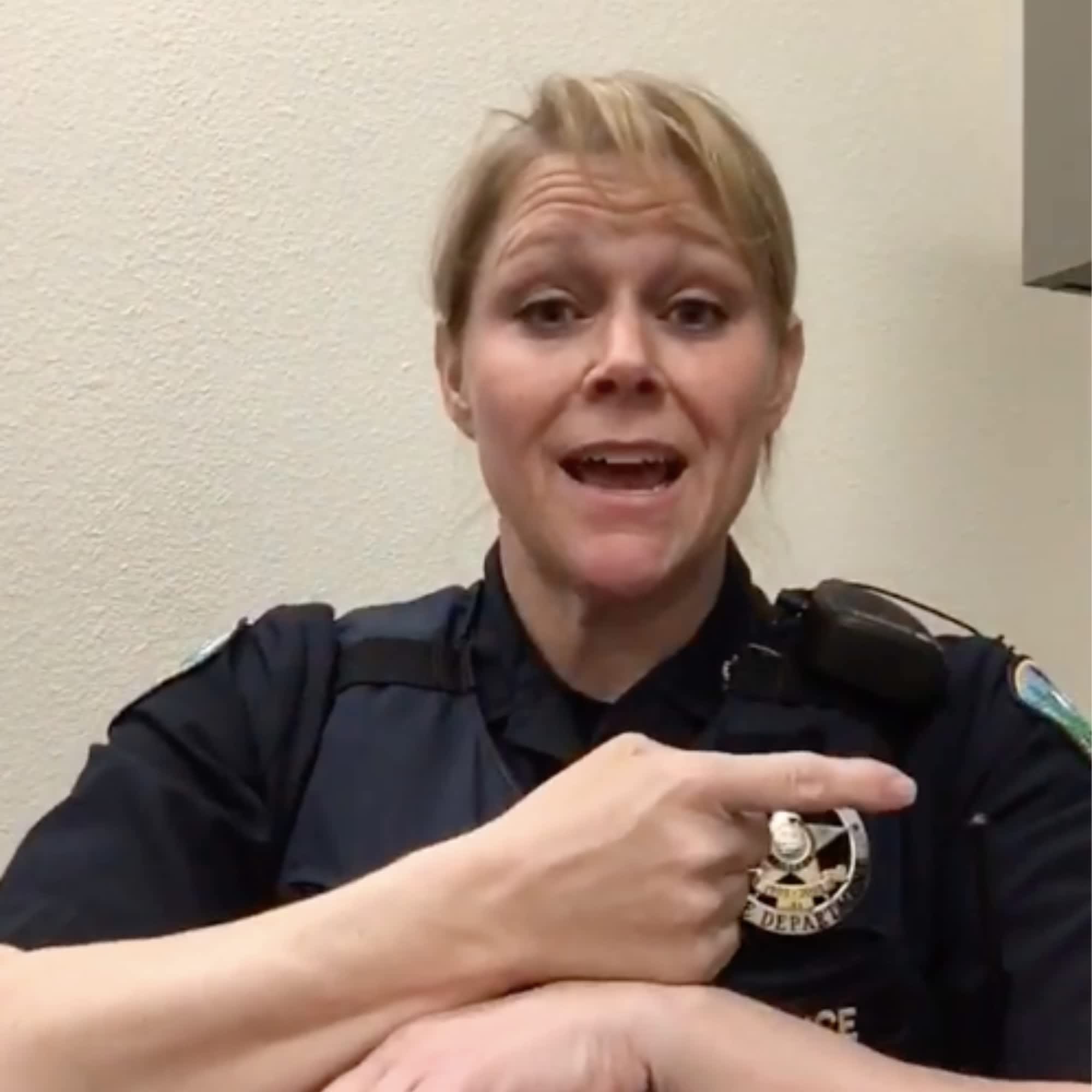 watch-a-police-officer-read-a-book-aloud-and-in-american-sign-language