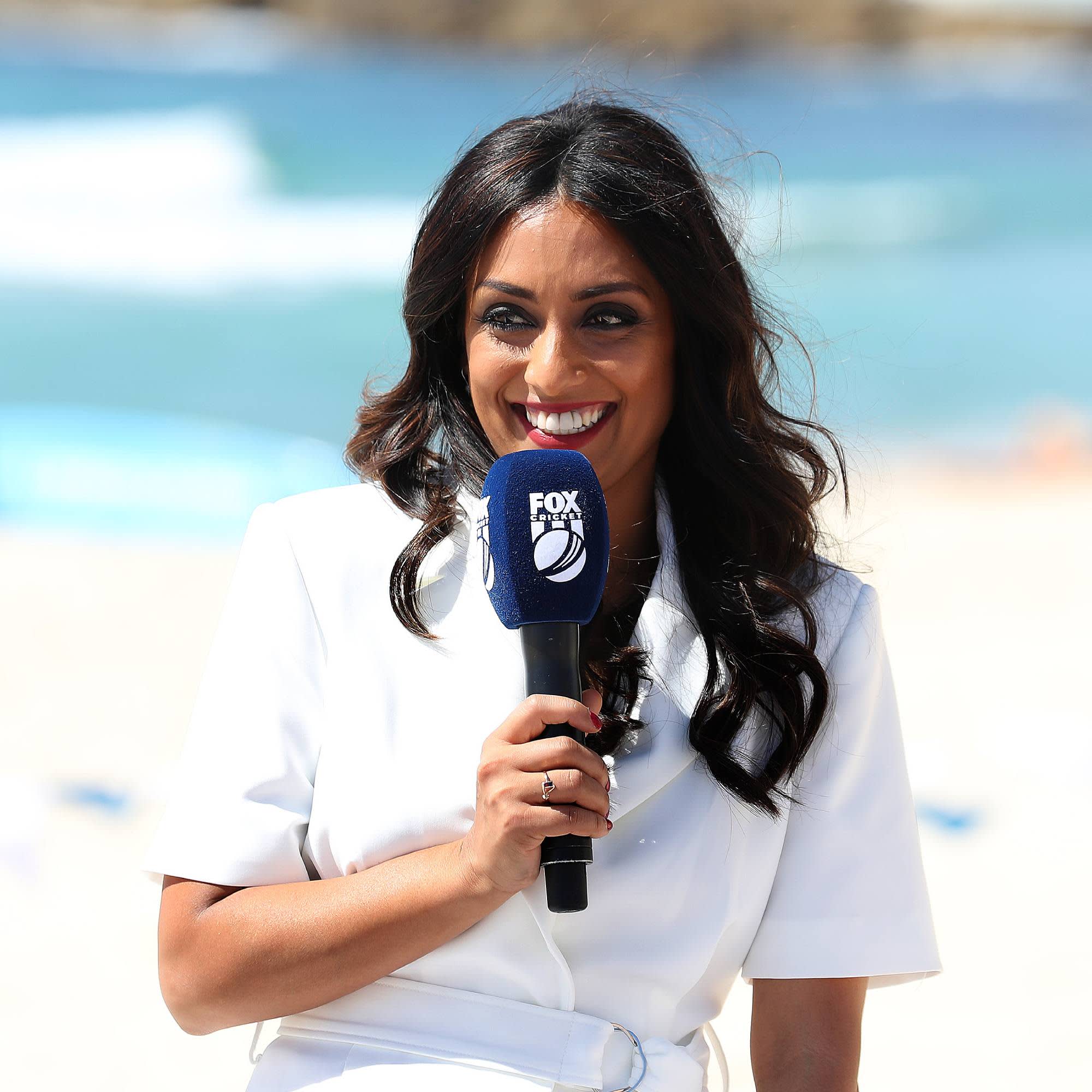 Cricket Commentator Isa Guha Is a Force to be Reckoned With During The